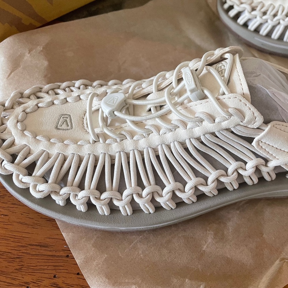 Keen Women's Sandals size 10 "Uneek Canvas"